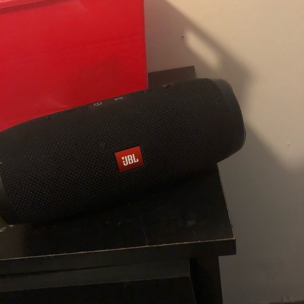 Jbl speaker